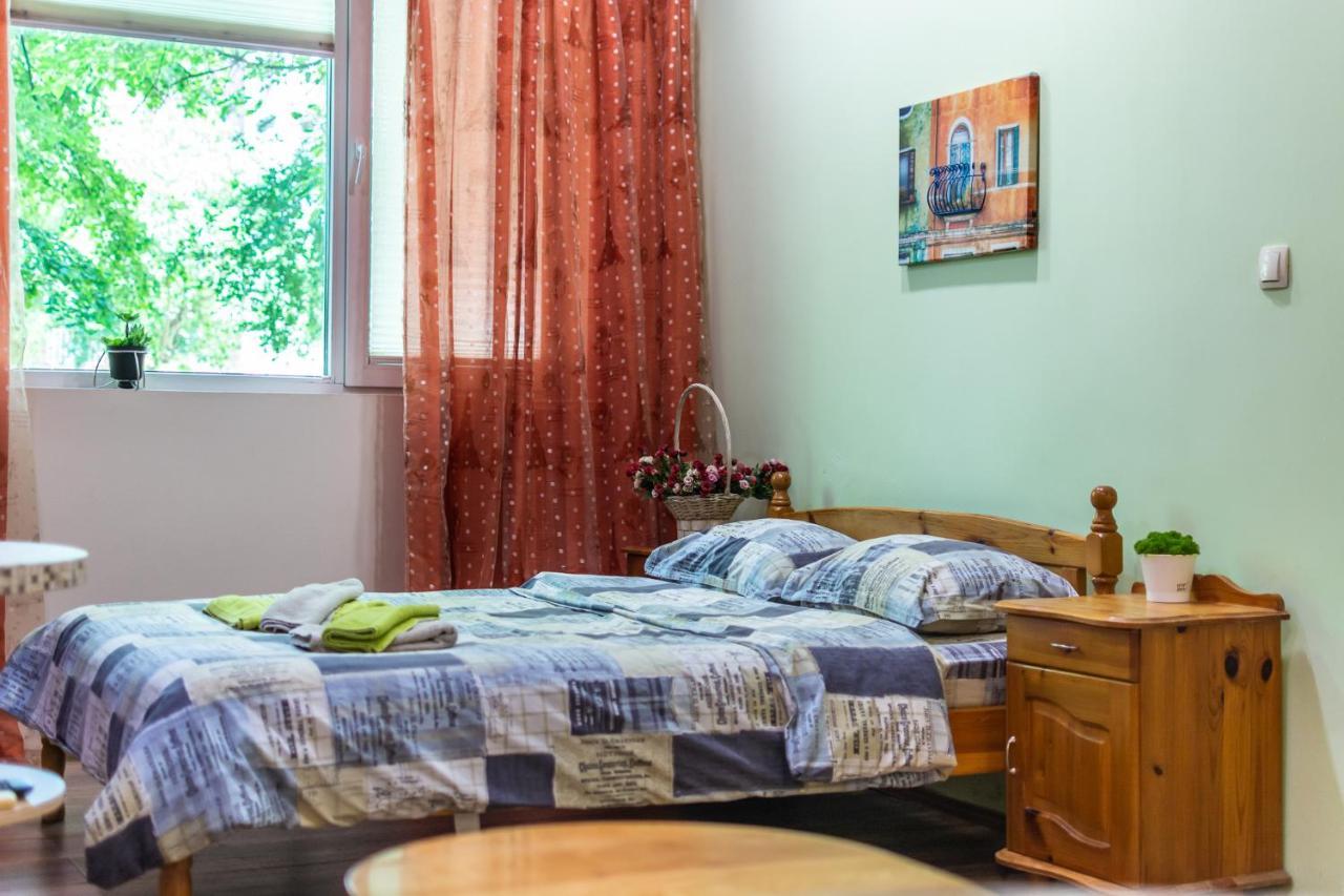 Barcelona Colorful Central Studio W Green Backyard Sofia Zewnętrze zdjęcie