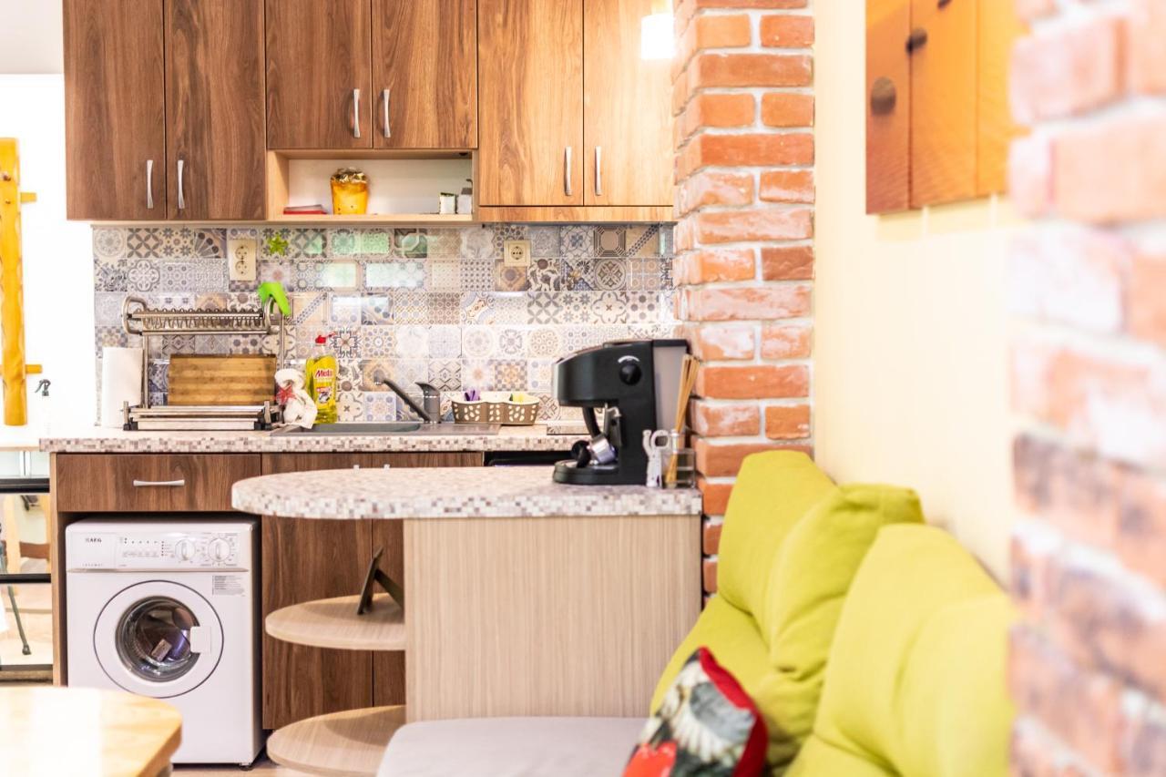Barcelona Colorful Central Studio W Green Backyard Sofia Zewnętrze zdjęcie